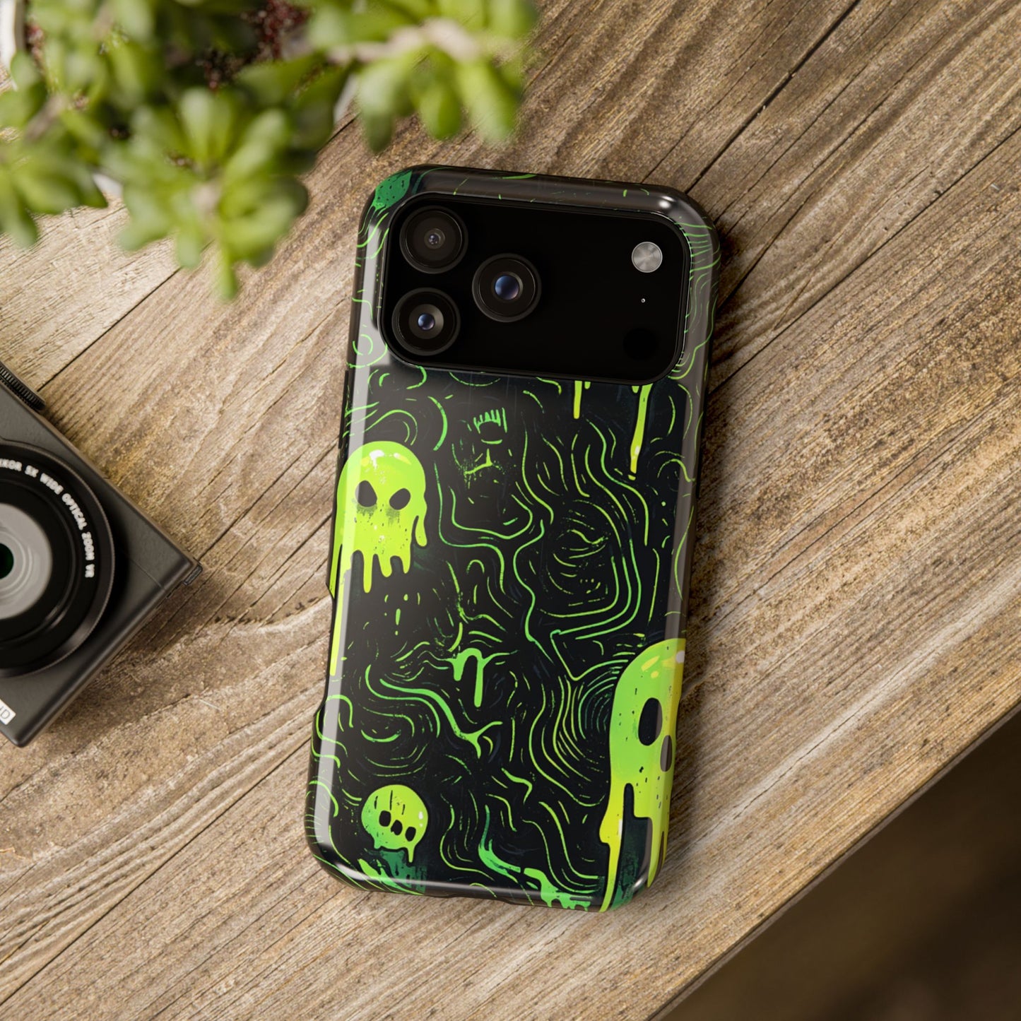 Toxic Fade • Apple iPhone 17 Pro • MagSafe® Tough Case
